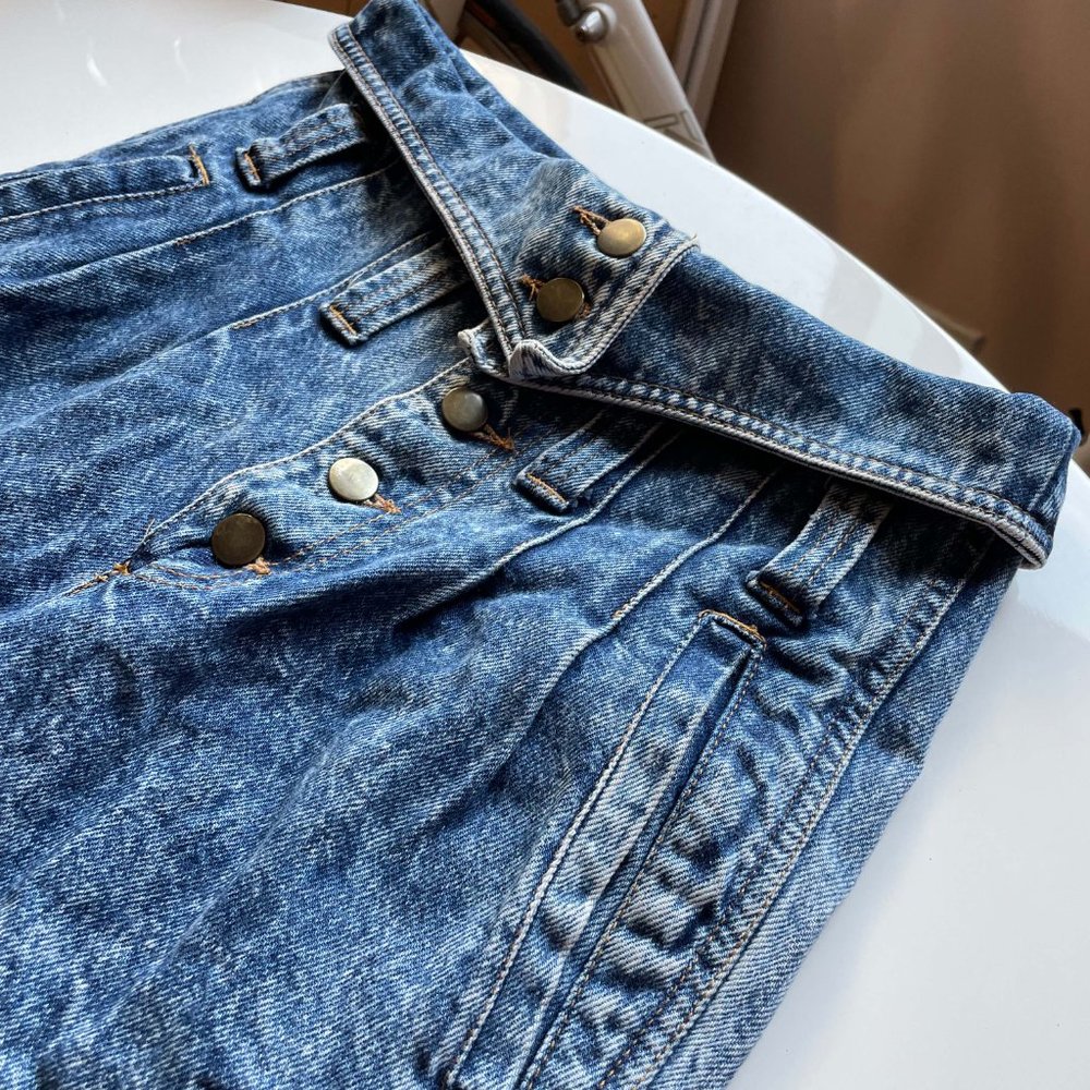 Retro Folding High Rise Acid Wash Jeans